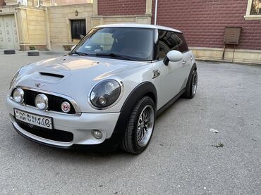 Mini: Mini Cooper S hatchback - Gümüş rəng, 3 qapı, kompakt hatchback kuzov — 1