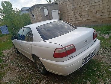 ford sedan: Opel Omega: 2.2 l | 1999 il 300000 km Sedan — 6