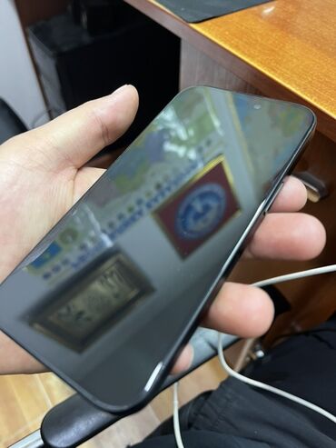 Apple iPhone: IPhone 15, 128 ГБ, Черный, 94 %