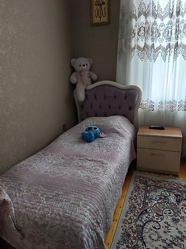 Uşaq mebeli: Uşaq/yeniyetmə otağı üçün mebel dəsti Dəst tərkibi: - 3 qapılı — 4