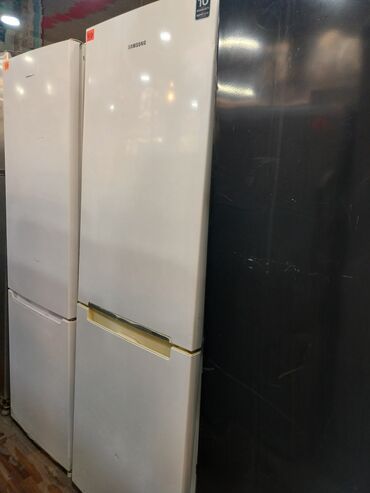 Soyuducular: 2 qapılı Samsung Soyuducu Satılır, rəng - Ağ