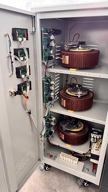 argb controller: Стабилизатор напряжения, Трехфазные — 2
