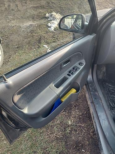 parking kamere nis: Delovi za Kia Rio 1.3 prva generacija. Motor, delovi motora, limarija — 3