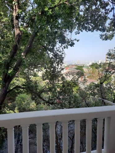 Köhnə tikili: Bakı, 2 otaqlı, Köhnə tikili, m. Həzi Aslanov, 50 kv. m — 17