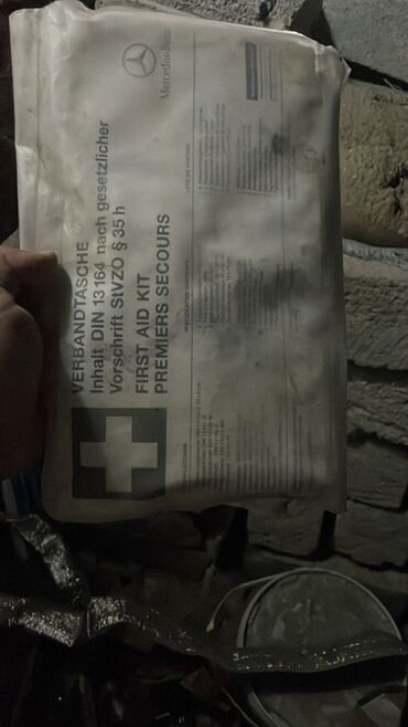 Digər avtomobil ehtiyat hissələri: Avtomobil üçün müxtəlif plastik və rezin detallar dəsti - Hava filtri — 11