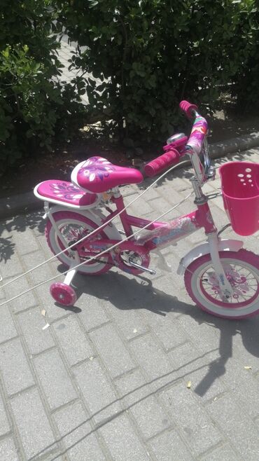 Uşaq velosipedləri: Yeni Dörd təkərli Uşaq velosipedi 12", sürətlərin sayı: 1, Ünvandan götürmə, Ödənişli çatdırılma, Rayonlara çatdırılma -da lalafo.az — 15 Uşaq velosipedləri: Yeni Dörd təkərli Uşaq velosipedi 12", sürətlərin sayı: 1, Ünvandan götürmə, Ödənişli çatdırılma, Rayonlara çatdırılma — 15
