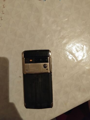 qeydiyyatsız telefon: Vertu Aster, 64 GB, rəng - Qara, Sensor