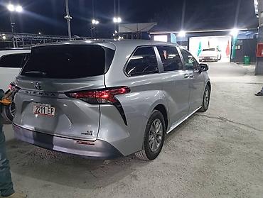 Toyota: Toyota Sienna: 2021 г., 2.5 л, Гибрид, Минивэн — 8