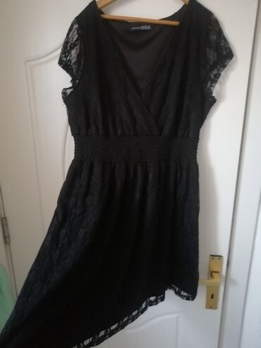 haljina crne boje: Atmosphere L (EU 40), XL (EU 42), bоја - Crna, Večernji, maturski, Kratkih rukava