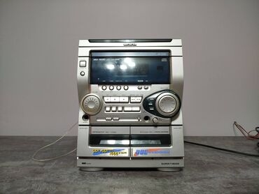 музыкальный центр купить: Продаю недорого AIWA музыкальный центр без колонок как усилитель. есть
