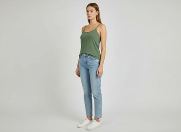 simplicity ubrania: Women`s T-shirt, size M