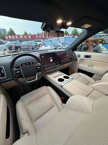 dongfeng l7 2026: Lixiang L7: 2023 г. — 2