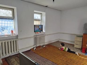 бытовка дом: 80 кв. м, 4 бөлмө, Жылуу пол, Брондолгон эшиктер, Забор, тосулган