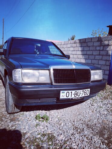турбо аз мерседес: Mercedes-Benz 190: 2.3 l | 1987 il Sedan