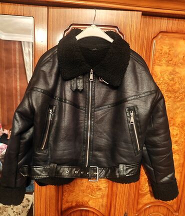 Куртки: Женская куртка 9Fashion Woman, M (EU 38), L (EU 40), цвет - Черный