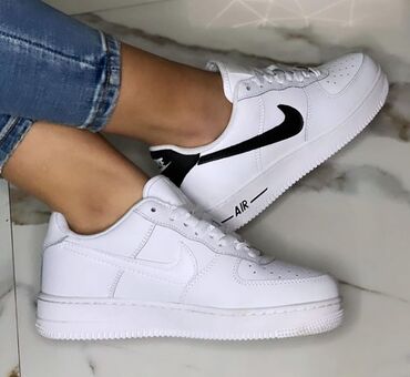 Patike: Nike air force patike

Novo
Brojevi 36 do 46

fb Moja Kupovina 1 — 14