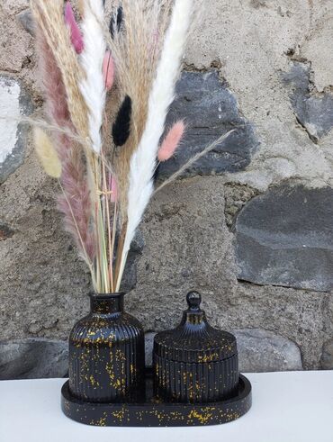 Vazalar: Bir vaza — 9