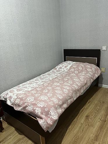 bedroom: Təknəfərlik çarpayı, Dolab, İşlənmiş — 2