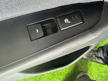 3c te: Кнопка стеклоподъёмника задняя левая для Hyundai Tucson TL (3‑е — 1