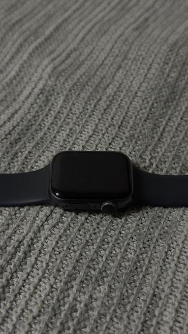 Apple Watch: Смарт-часы Apple Watch (серия 5 / 40 мм (S/M) в черном цвете, с черным — 2