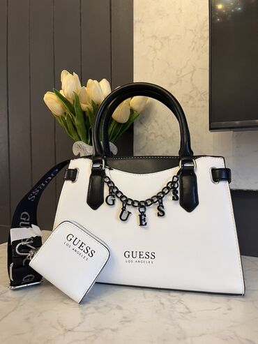 faize pul verirem 2021: Əl çantası, Guess, Yeni