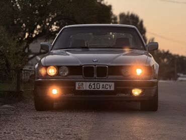дом на обмен: BMW 7 series: 1987 г., 3 л, Механика, Бензин, Седан