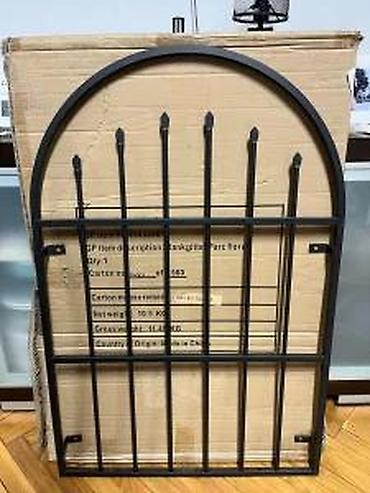 Baštenska dekoracija: Metalna rešetka/ukrasni panel za zid ili prozor - Materijal: crno — 4