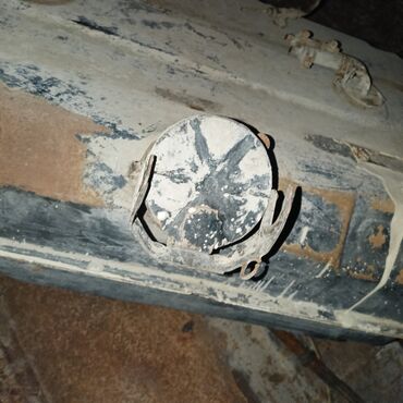 Yanacaq çənləri: Avtomobil üçün yanacaq çəni — 8