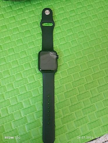 garmin forerunner 970: Смарт-часы с прямоугольным сенсорным экраном и силиконовым ремешком — 1
