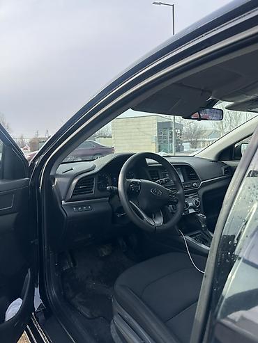 Hyundai: Hyundai Elantra: 2019 г., 2 л, Автомат, Бензин, Седан — 9