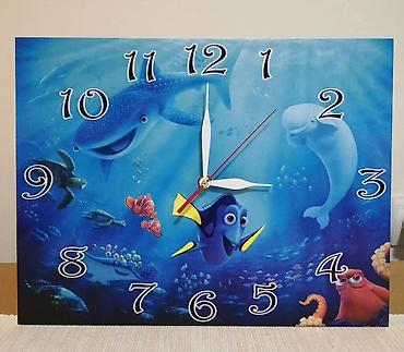 Satovi za kuću: Ima vise velicina. Okrugli 28,5 cm. precnik 2400 din. 27x35 cm.2400 — 25