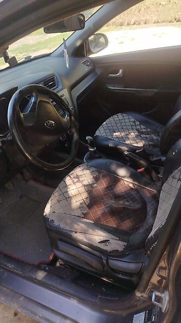 хундай ix25: Kia Rio: 2015 г., Механика, Седан — 4