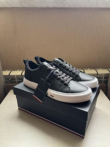Şəxsi əşyalar: 🇺🇸 Tommy Hilfiger original ked — yeni, ABŞ-dan gətirilib Satılır — 2