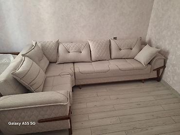 divan deri: Künc divanı – müasir skandinavi üslubunda, bej rəngli toxumalı parça — 1