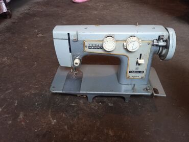 razinde tikis fabriki: Tikiş maşını Chayka, İşlənmiş,Mexaniki, 1 saplı, Ödənişli çatdırılma lalafo.az -da razinde tikis fabriki: Tikiş maşını Chayka, İşlənmiş,Mexaniki, 1 saplı, Ödənişli çatdırılma