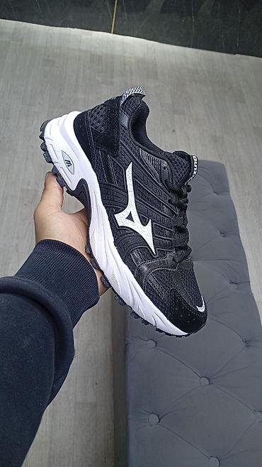 n work: Мужские кроссовки, 40, Mizuno, Новый, цвет - Черный, Бесплатная доставка — 1