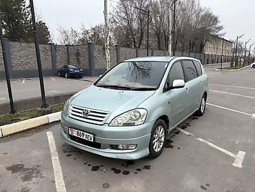 Toyota: Toyota Ipsum: 2002 г., 2.4 л, Автомат, Бензин, Минивэн — 1