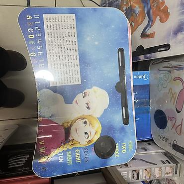 Компьютерные столы: Складной стол — это компактный и удобный предмет мебели, который можно — 9