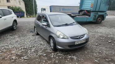 toyota жип: Honda Fit: 2005 г., 1.3 л, Вариатор, Бензин, Хетчбек