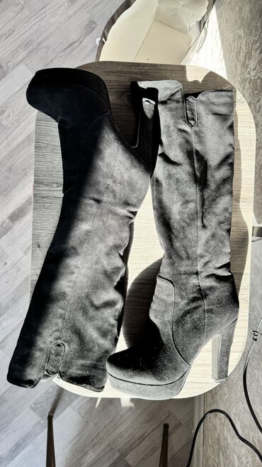 Çəkmələr: Uzunboğaz, Ölçü: 40, rəng - Qara, Yeni -da lalafo.az — 4 Çəkmələr: Uzunboğaz, Ölçü: 40, rəng - Qara, Yeni — 4