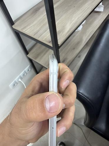 Apple iPhone: IPhone 8, Б/у, 64 ГБ, Белый, 100 % — 11
