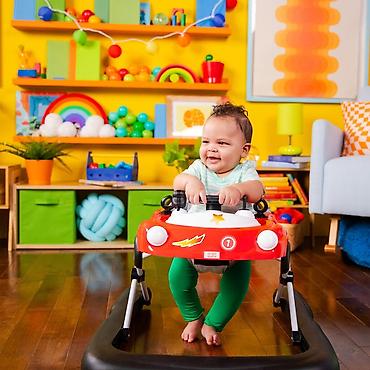 br 36: KIDS II Bright Starts Dubak 3‑in‑1 Little Speedster, 6–24 meseci Šifra — 2