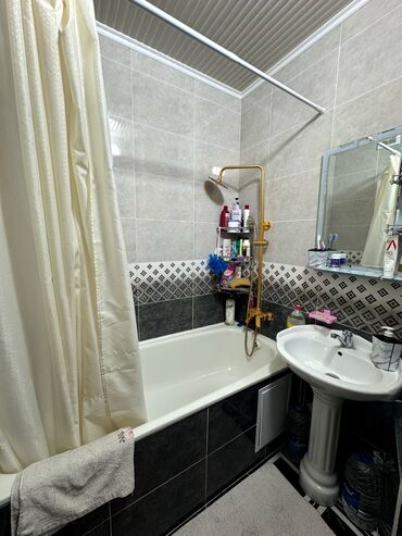 Продажа квартир: 3 комнаты, 75 м², 5 этаж — 16