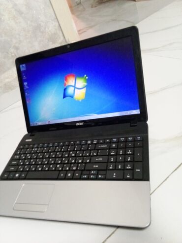 acer swift: Intel Core i5, 4 GB, 15.6 "