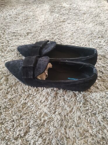 trenerka i cipele: Ballet shoes, 39