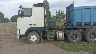 разбрасыватель навоза: Тягач, Volvo, 1997 г., Самосвал