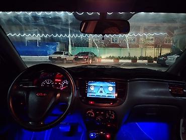 Kia: Kia Rio: 1.4 l | 2010 il Sedan — 11