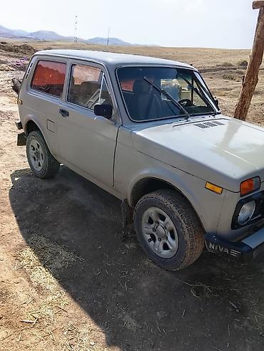 ВАЗ (ЛАДА): ВАЗ (ЛАДА) 2121 (4x4): 1989 г., 1.6 л, Кол менен иштөөчү, Бензин, Жол тандабас — 2
