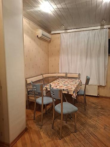 Квартиры: Seherin merkezi. Elmler metrosunun duz cixisinda,H.Cavid — 8