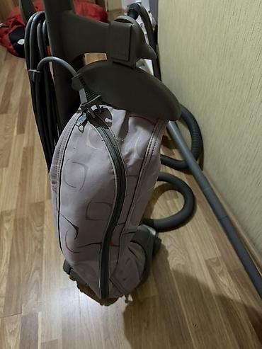 Kirby tipli şaquli tozsoran - Şaquli konstruksiya, güclü motor bloku lalafo.az -da Kirby tipli şaquli tozsoran - Şaquli konstruksiya, güclü motor bloku